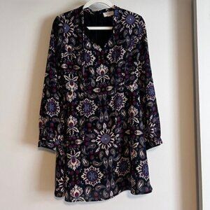 Everly Multi Color Floral Long Sleeve Skater Dress size M